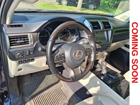 Used 2021 Lexus GX 460 Premium w/ Premium Package AWD/4WD image 11