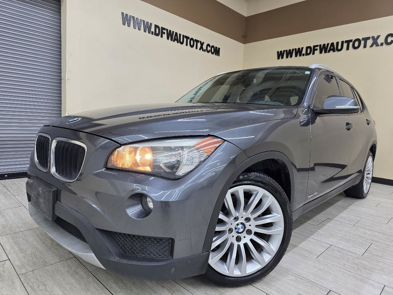 Used 2014 BMW X1 sDrive28i RWD image 1