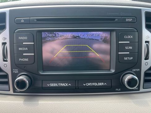 Used 2019 Kia Sportage LX AWD/4WD image 21