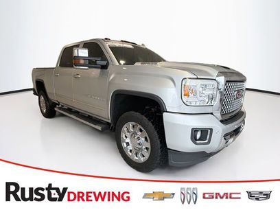 Used 2017 GMC Sierra 2500 Denali w/ Duramax Plus Package