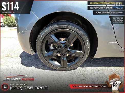 Used 2015 Hyundai Veloster FWD image 19