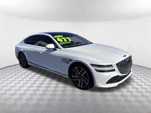 Used 2025 Genesis G80 2.5T Advanced image 3