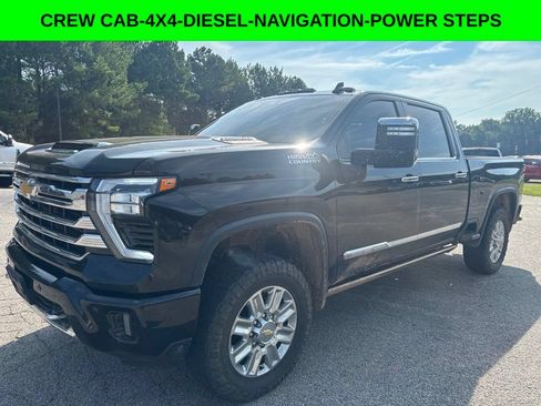 Used 2024 Chevrolet Silverado 2500 High Country w/ High Country Premium Package AWD/4WD image 1