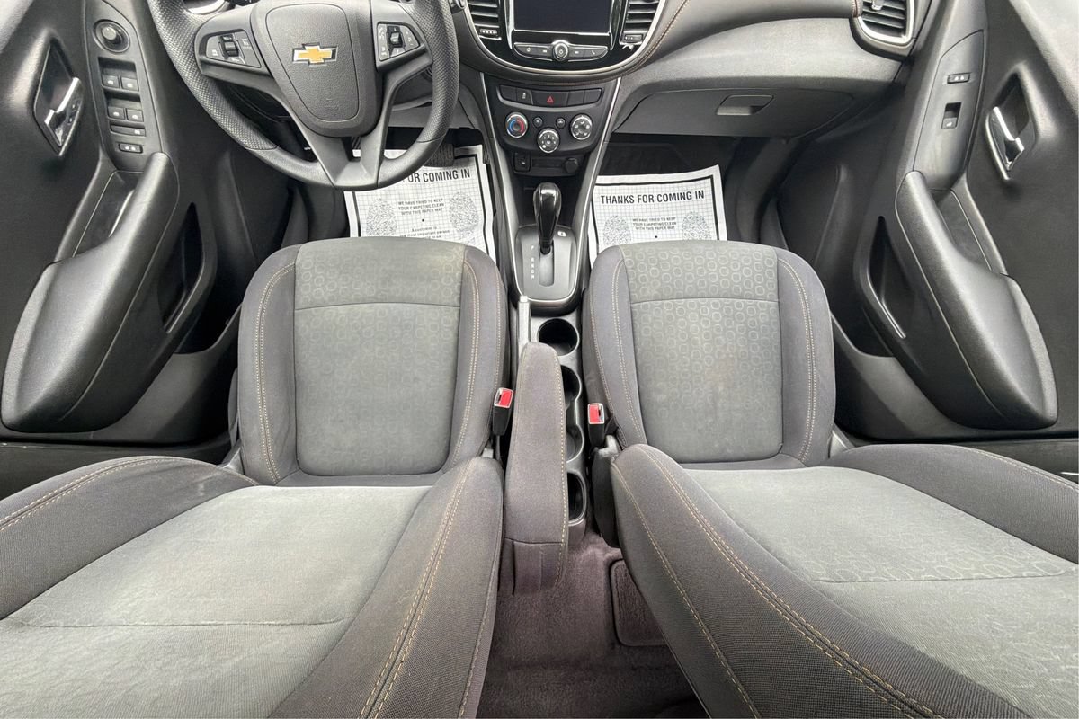 Used 2020 Chevrolet Trax LS w/ Tint and Cruise Package FWD image 14