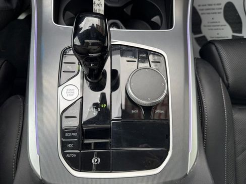 Used 2023 BMW X5 xDrive40i w/ Premium Package image 14