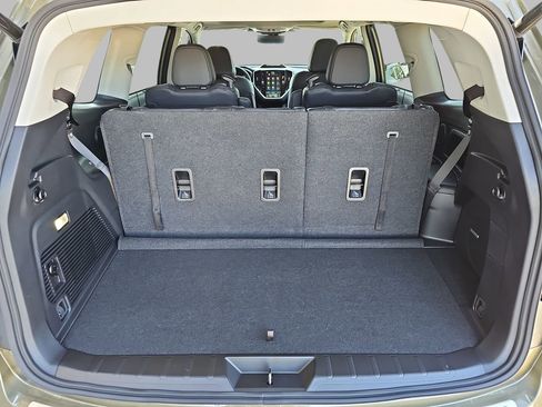 New 2026 Subaru Ascent Limited AWD/4WD image 16