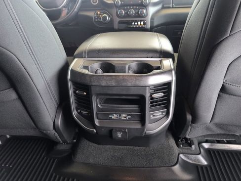 Used 2022 RAM 1500 Big Horn AWD/4WD image 9