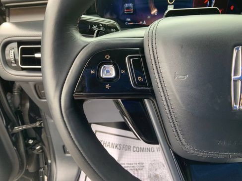 Used 2025 Lincoln Aviator Reserve AWD/4WD image 21