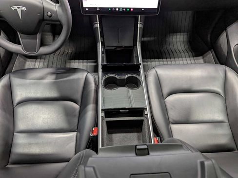 Used 2020 Tesla Model 3 Standard Range Plus RWD image 20