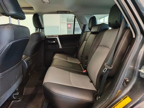 Used 2020 Toyota 4Runner SR5 Premium w/ Moonroof Package image 11