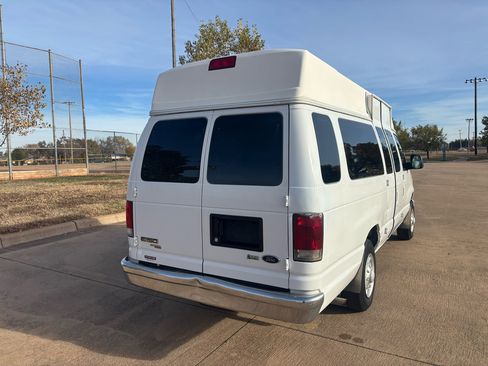 Used 2014 Ford E-150 and Econoline 150 Extended w/ Power Group image 25