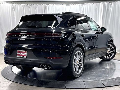 New 2026 Porsche Cayenne AWD/4WD image 7