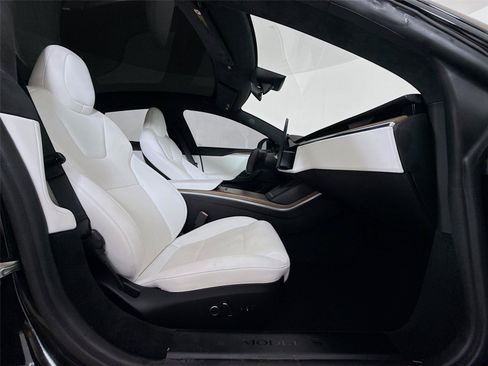 Used 2022 Tesla Model S AWD/4WD image 22