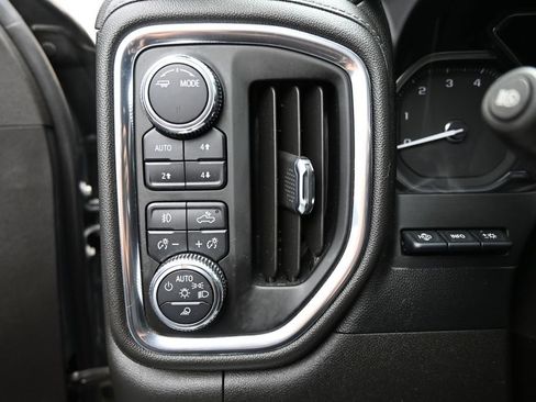 Used 2022 GMC Sierra 1500 Denali w/ Denali Reserve Package AWD/4WD image 12
