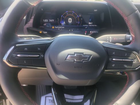 Used 2025 Chevrolet Equinox RS w/ Safety and Technology Package FWD image 13