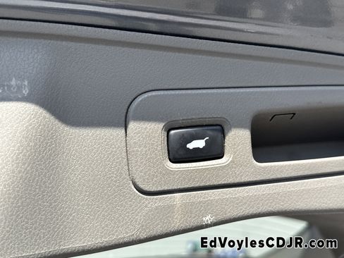 Used 2011 Acura MDX w/ Technology Package image 24