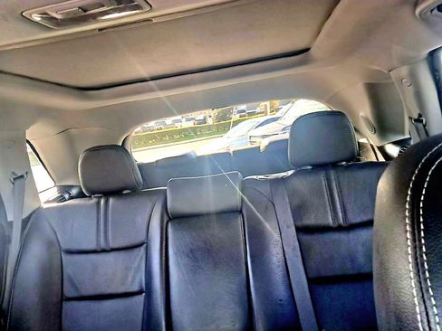 Used 2006 GMC Envoy XL Denali image 11