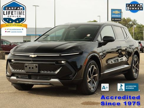 Used 2024 Chevrolet Equinox EV LT image 3