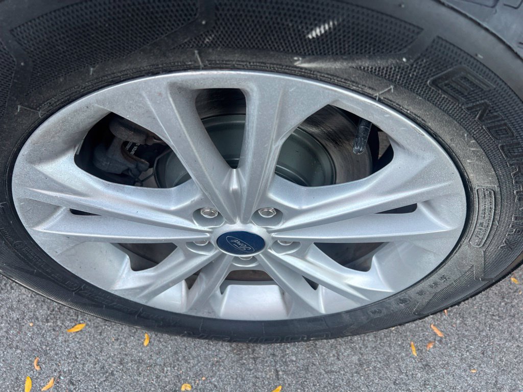 Used 2019 Ford Escape SEL AWD/4WD image 33