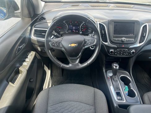 Used 2021 Chevrolet Equinox LT FWD image 16