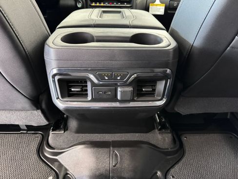 Used 2021 GMC Sierra 1500 AT4 w/ AT4 Value Package AWD/4WD image 31