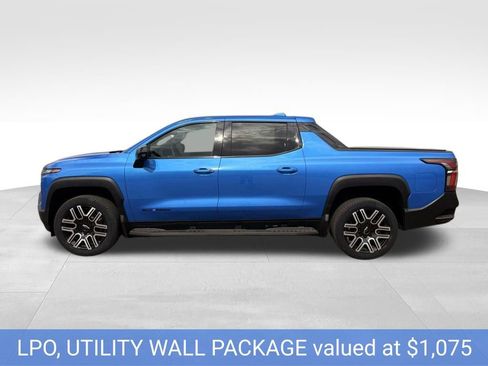 New 2026 Chevrolet Silverado EV LT w/ LPO, Utility Wall Package AWD/4WD image 4