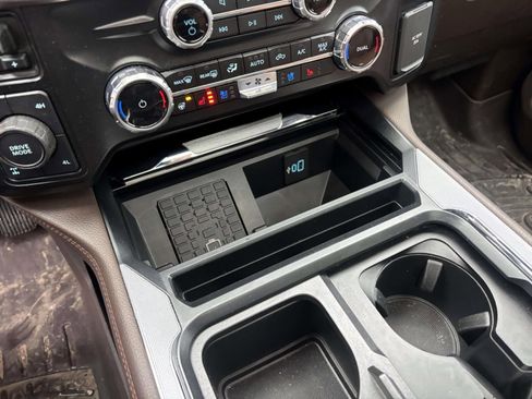 Used 2024 Ford F350 King Ranch w/ FX4 Off-Road Package image 24