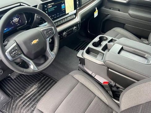 New 2026 Chevrolet Silverado 1500 LT w/ Convenience Package II image 9