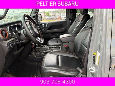 Used 2022 Jeep Gladiator Mojave w/ LED Lighting Group AWD/4WD image 6