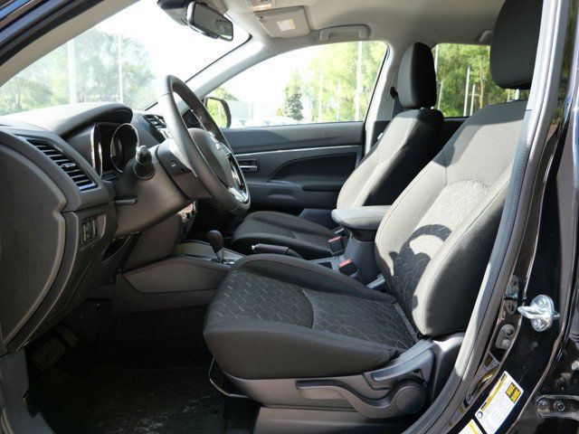 Used 2024 Mitsubishi Outlander Sport LE AWD/4WD image 13
