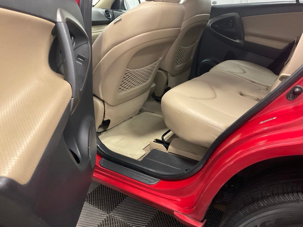 Used 2010 Toyota RAV4 Limited w/ Limited Extra Value Pkg AWD/4WD image 26