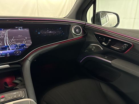 Certified 2023 Mercedes-Benz EQS 580 4MATIC SUV image 30