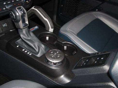 Used 2021 Ford Bronco First Edition AWD/4WD image 17