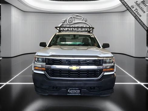 Used 2018 Chevrolet Silverado 1500 W/T AWD/4WD image 2