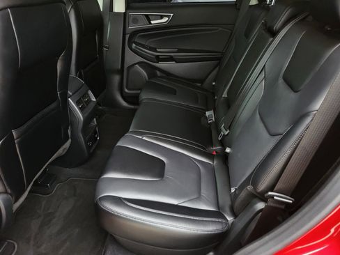 Used 2022 Ford Edge Titanium AWD/4WD image 14