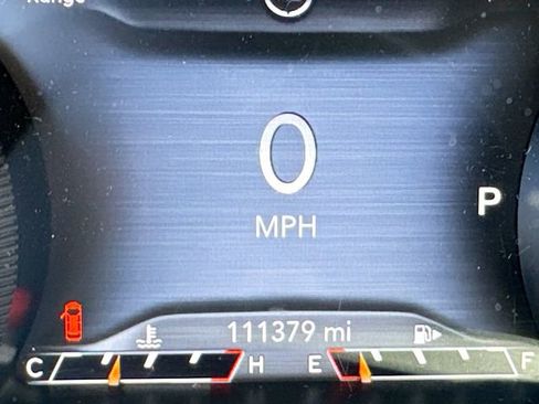 Used 2019 Jeep Cherokee Limited image 9