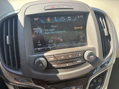 Used 2015 Buick LaCrosse Leather image 12