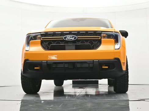 Certified 2026 Ford Maverick Tremor AWD/4WD image 39