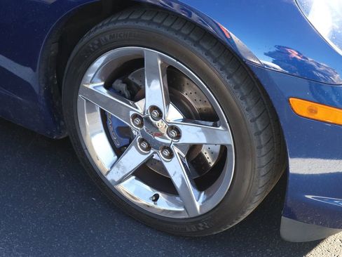 Used 2007 Chevrolet Corvette Coupe w/ Preferred Equipment Group image 5