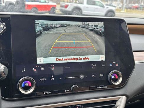 Used 2023 Lexus RX 350 Premium image 20