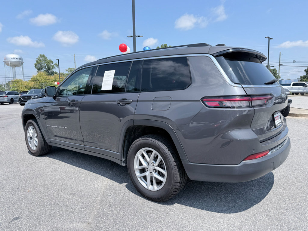 Used 2023 Jeep Grand Cherokee L Laredo RWD image 7