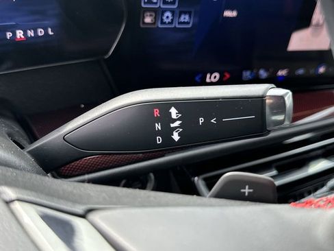 Used 2024 Chevrolet Traverse RS image 16