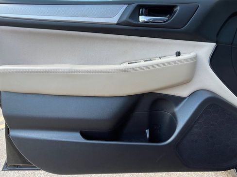 Used 2017 Subaru Legacy 2.5i Premium image 33