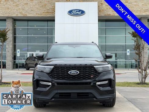 Used 2023 Ford Explorer ST w/ Equipment Group 401A image 2