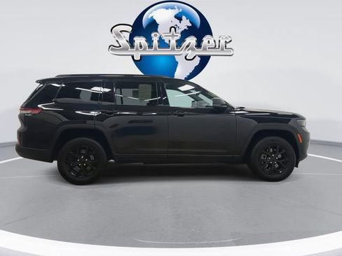 Used 2024 Jeep Grand Cherokee L Altitude image 10