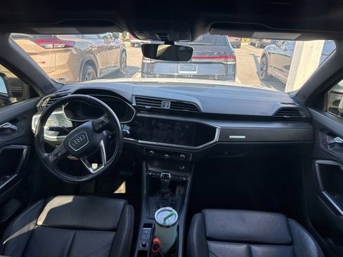 Used 2022 Audi Q3 2.0T Premium Plus w/ Premium Plus Package image 11