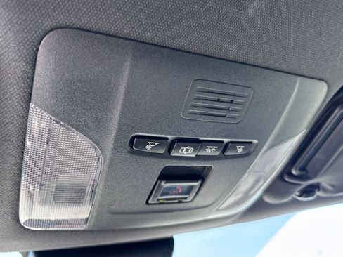 Used 2022 Toyota Corolla SE w/ Carpet Mat Package (TMS) FWD image 20