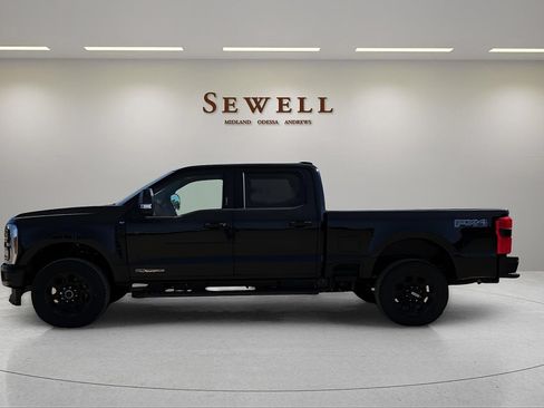 New 2026 Ford F250 XLT w/ XLT Premium Package AWD/4WD image 2
