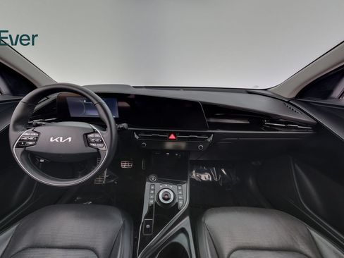 Used 2023 Kia Niro Wave FWD image 26