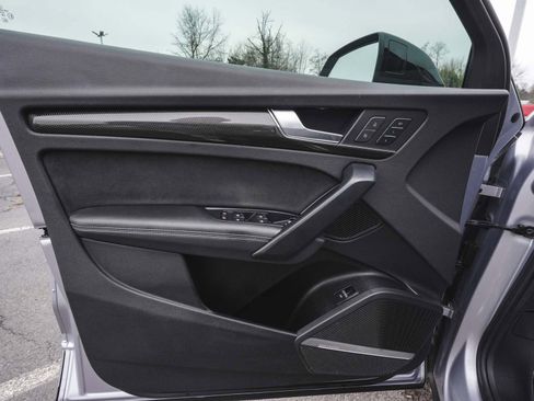 Used 2023 Audi SQ5 Premium Plus w/ Premium Plus Package image 10